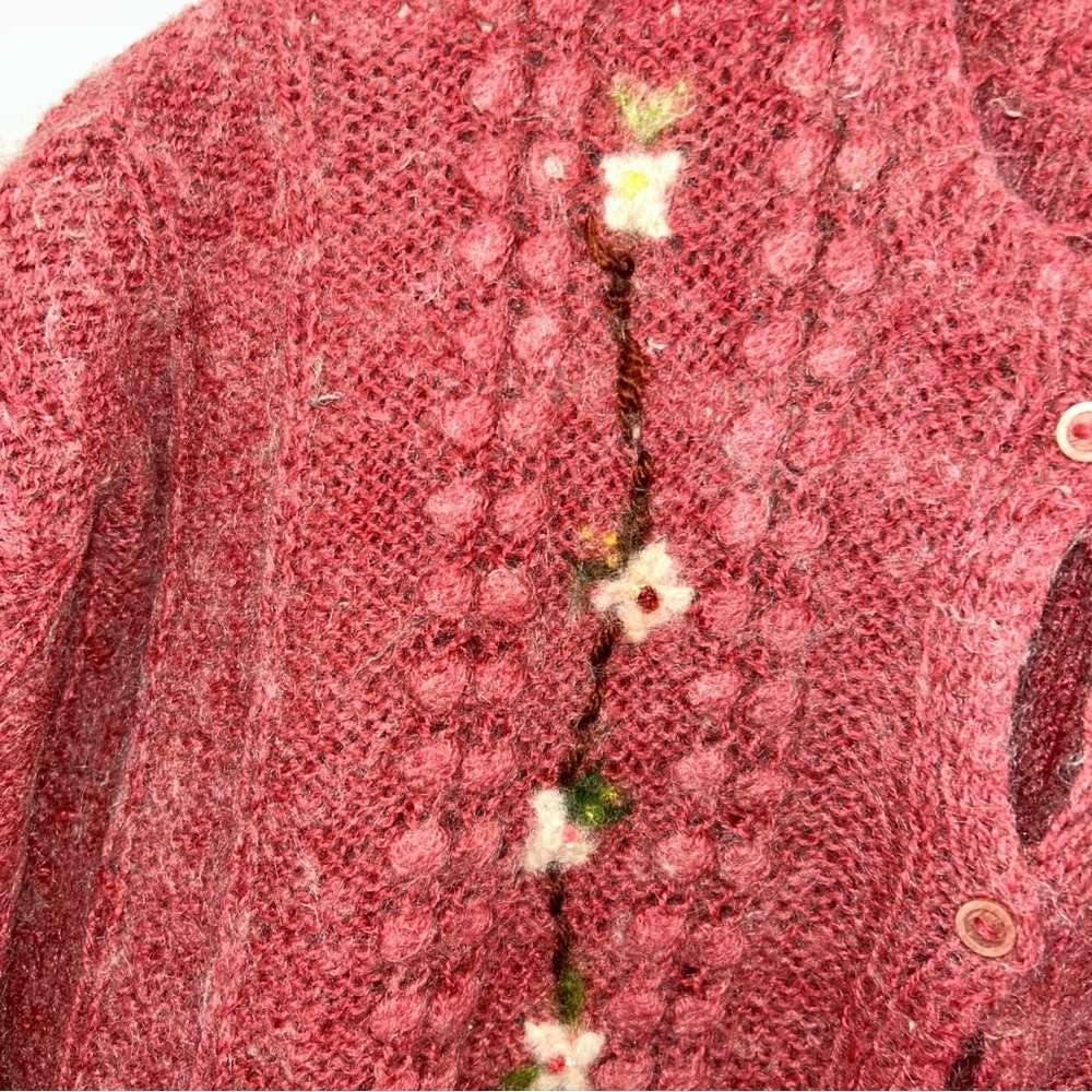 VTG WOOL blend granny core floral Knit cardigan sweater - Picture 2 of 6